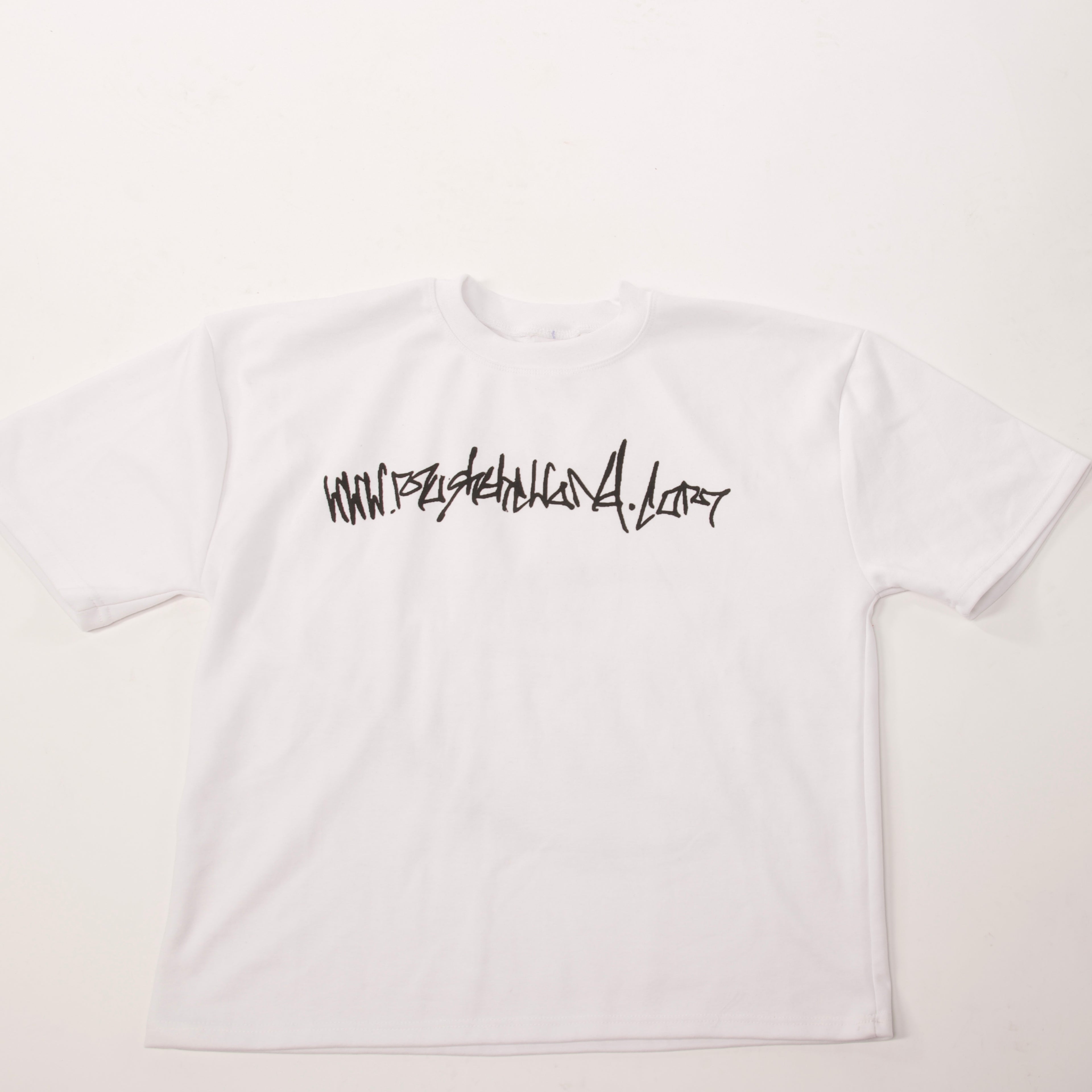 URL TEE BLACK/WHITE